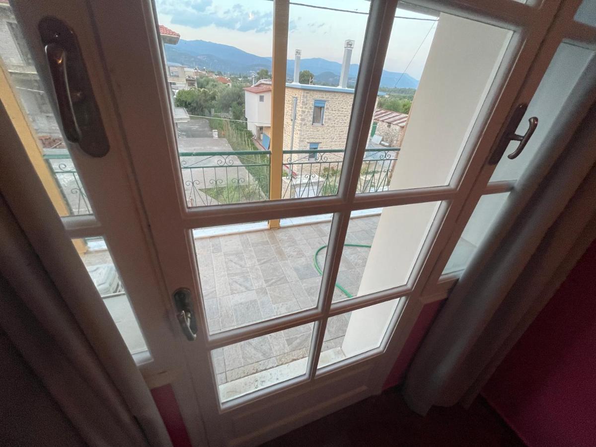 Efis Guest House Near Nafpaktos-Fully Equipped Home Exterior foto